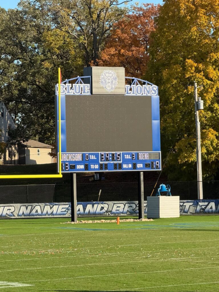 Final scoreboard showing Adena 19, Jackson 13