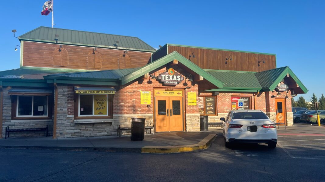 Texas Roadhouse in Grove City: Friendly Service, Uneven Rolls, 2.5 Cacti