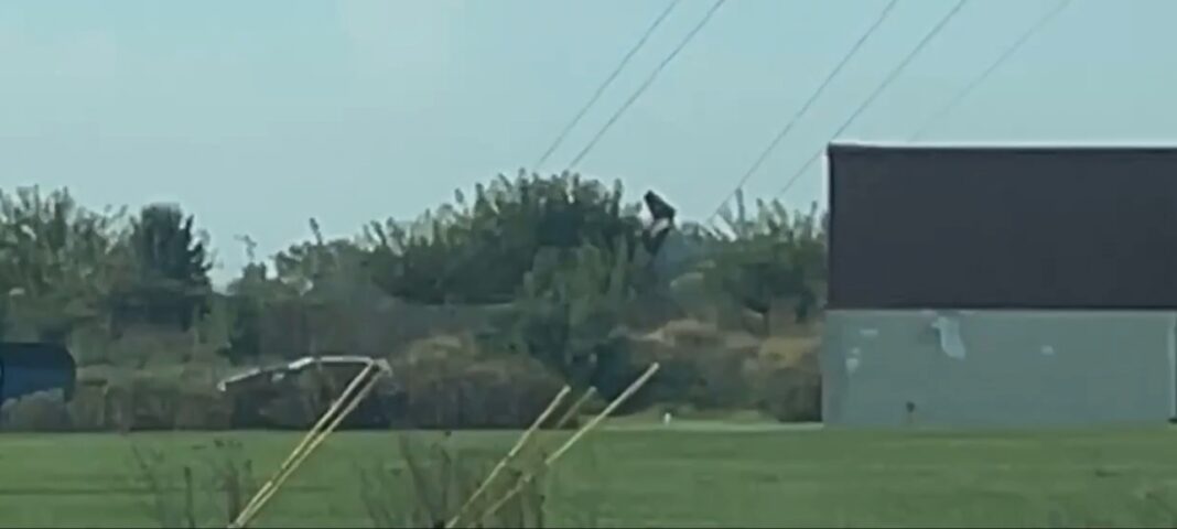 Small Plane Down in Tree Line Near Union County Airport in Marysville
