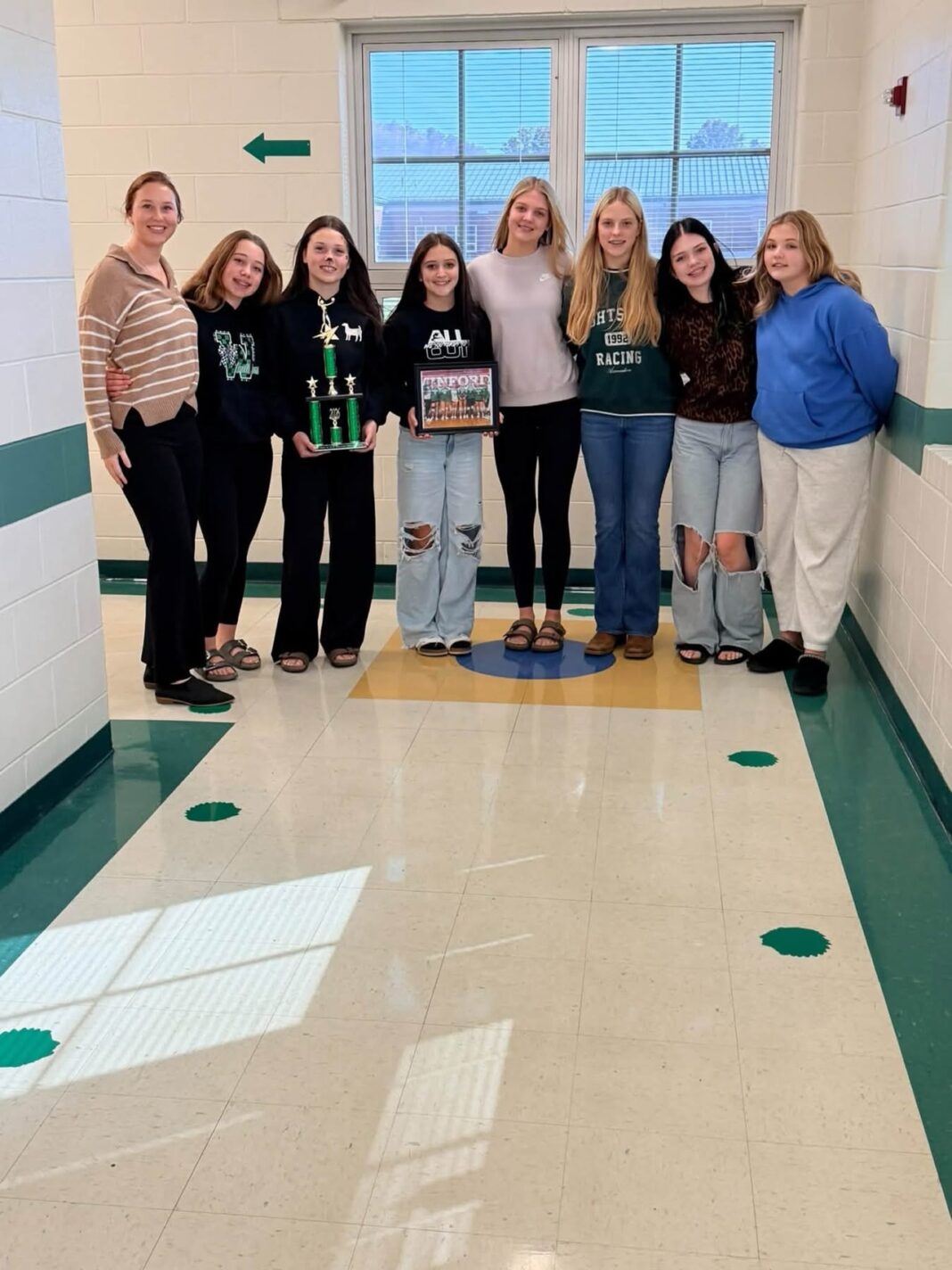 Western Pike Eighth Grade Volleyball Team Finishes Undefeated, Wins SOC II Title